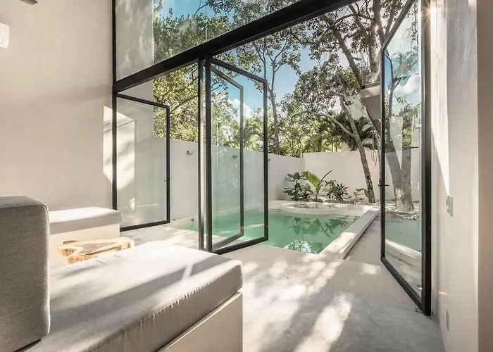 M11 Casa Leto - Luxury In Gated Community Inn *