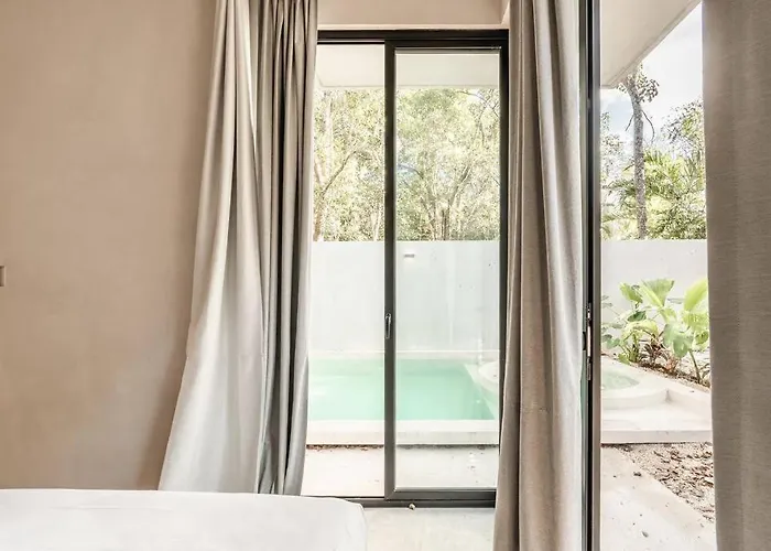 M11 Casa Leto - Luxury In Gated Community