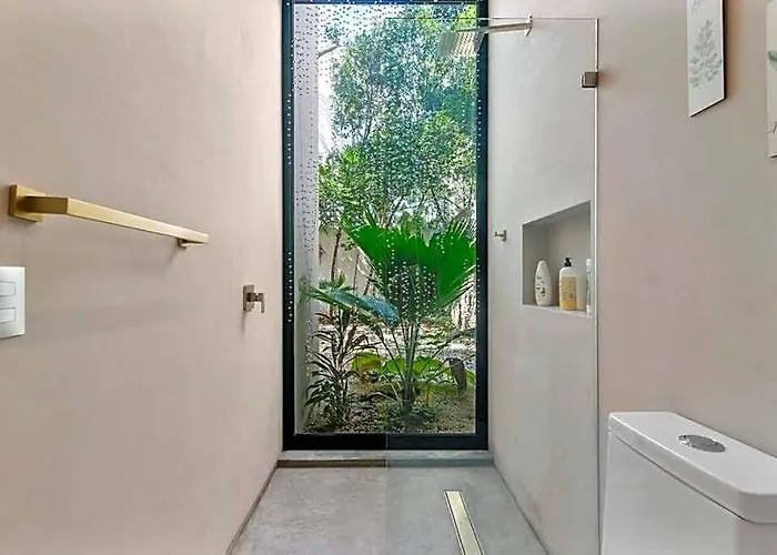 M11 Casa Leto - Luxury In Gated Community Inn *